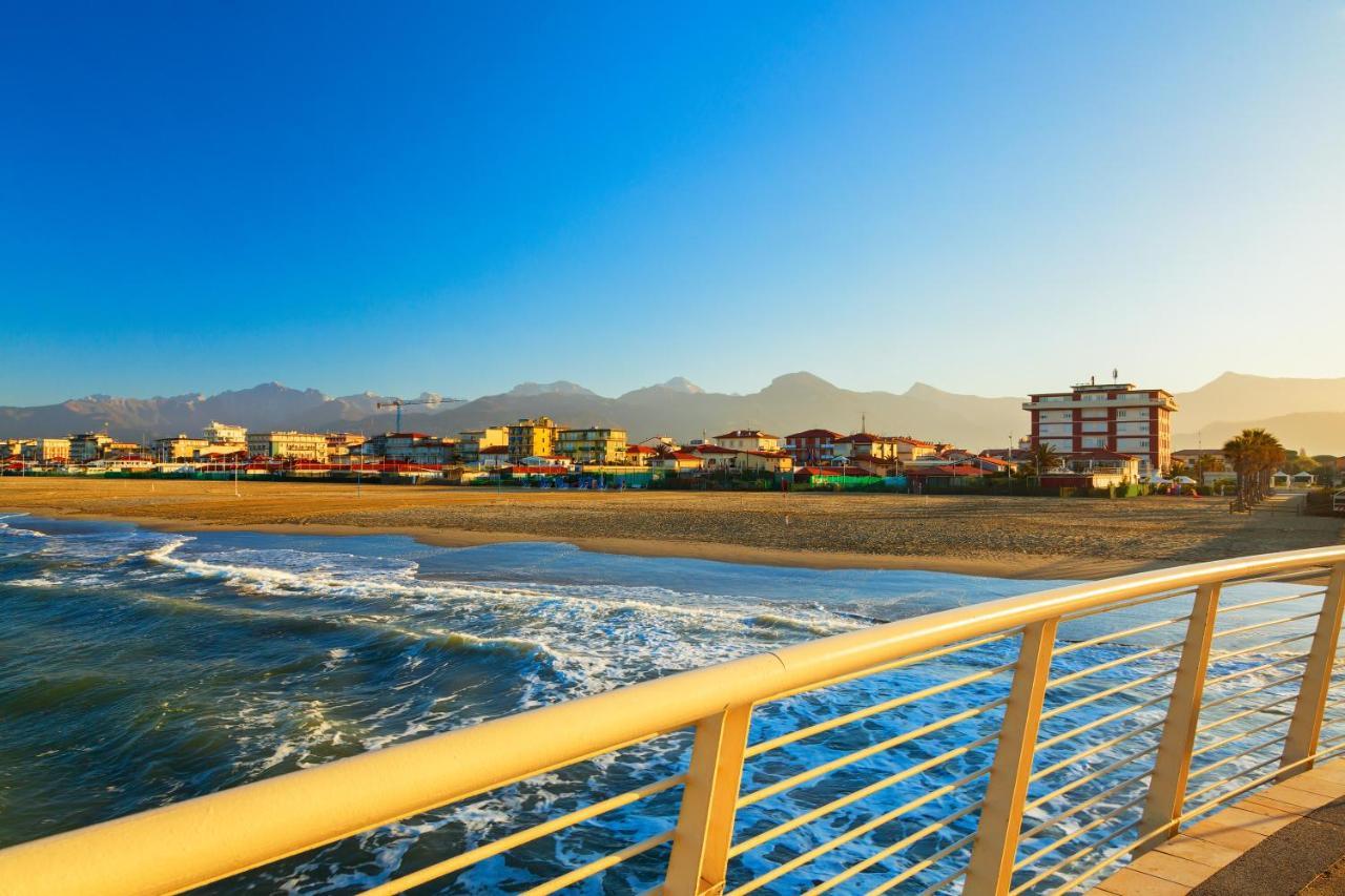 Residence Caravel 9 Lido di Camaiore Zewnętrze zdjęcie